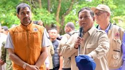 Mualem Bersama Presiden Prabowo Tinjau Dampak Banjir di Aceh Tamiang, Aceh Tengah dan Bener Meriah. 