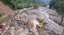 PT Hutama Karya Perkuat Akai Tanggal Bencana Sumatera. 