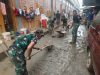 Prajurit Kodam IM Bersihkan Area Pasar Kuala Simpang, Dorong Pemulihan Ekonomi Pasca Banjir.
