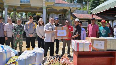 Kapolres Pidie Dampingi Tim KSP Salurkan Bantuan untuk Korban Banjir. 