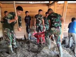 Prajurit Yonif TP 856/SBS bersihkan rumah Warga di Aceh Tengah.