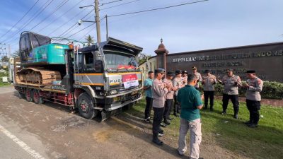Kapolres Pijay Kerahkan Satu Unit Ekskavator untuk Percepat Pemulihan Pasca Bencana. 