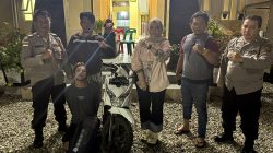 Polisi Ringkus Dua Pencuri Tas di Depan Apotek Sehat. 