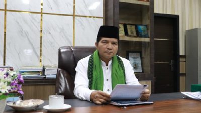 Ketua MPU Aceh: Kapolda Aceh Pekerja Keras Turun Tangan Saat Bencana. 