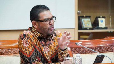 Kapolda Aceh Diapresiasi Anggota DPR RI Nasir Jamil Atas Penanaman 10 Ribu. 