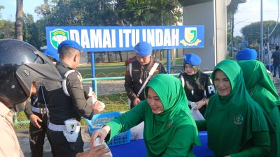 POMDAM IM Bagi 1.000 Paket Takjil Berbuka dan Nasi Kotak Kepada Masyarakat.