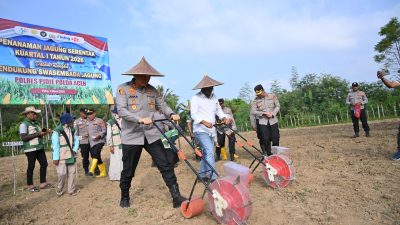 Kapolda Ikut Tanam Raya Jagung Serentak Secara Virtual Dengan Kapolri. 
