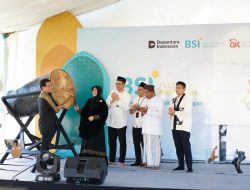Walikota Banda Aceh Buka BSI Fest Ramadhan 1447 H di Masjid Raya Baiturrahman. 