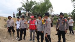 Pondasi Jembatan Bailey Polri di Aceh Utara Bergeser Akibat Luapan Sungai.