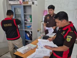 Kejati Aceh Geledah dan Sita Barang Bukti Dugaan Korupsi Pengolahan dan Perdagangan Ikan Unit Simeulue. 