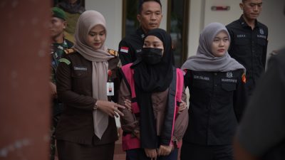 Kejati Tahan Satu Lagi Tersangka Korupsi Beasiswa di BPSDM Aceh. 