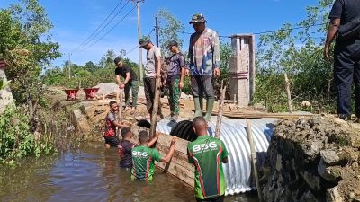 TNI kebut pembangunan Jembatan Armco di Pasi Raja, Aceh Selatan. 
