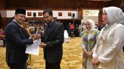 Mualem Lantik Tiga Kepala SKPA, Tekankan Percepatan Kinerja dan Serapan Anggaran. 