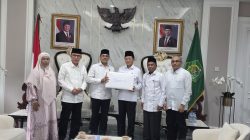 Rektor UIN Ar-Raniry Serahkan Berkas 4 Calon Rektor ke Menteri Agama. 