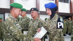 Pangdam IM Berikan Penghargaan dan KPLB Kepada Prajurit Berprestasi. 