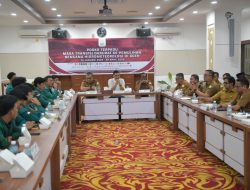 Sekda Aceh Terima Audiensi Mahasiswa, Paparkan Capaian dan Percepatan Pemulihan Pascabencana Hidrometeorologi. 