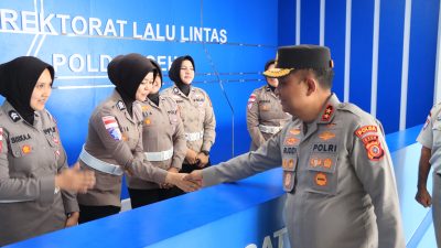 Kapolda Kunjungi Ditlantas Polda Aceh. 