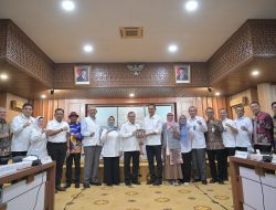Sekda Usulkan Ke Komisi IX DPR RI Agar Daerah Diberi Kewenangan Kelola Jaminan Kesehatan Sendiri.