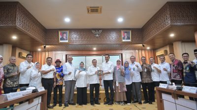 Sekda Usulkan Ke Komisi IX DPR RI Agar Daerah Diberi Kewenangan Kelola Jaminan Kesehatan Sendiri.