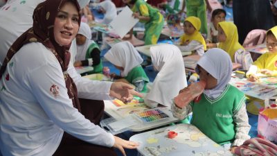 Kak Na Ajak Anak Aceh Lestarikan Permainan Tradisional. 