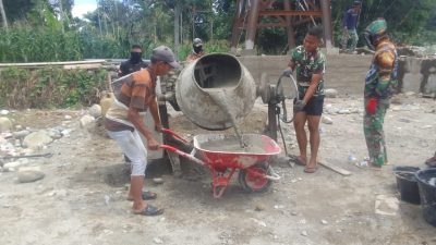 TNI AD Percepat Pembangunan Jembatan Gantung Dua Desa di Acara.