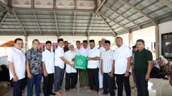 Dirut Bank Aceh Syariah dan Jamaah Haji 2026 Kloter 2 Aceh Ziarahi Makam Habib Bugak.