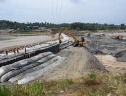 Pembangunan Bendung Pante Lhong II Dikebut, Safrizal Optimistis Rampung Sesuai Target
