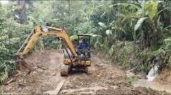Semangat Satgas TMMD ke-129 Ditengah Cuaca Ekstrem.