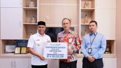 Bupati Aceh Besar Terima Dividen Bank Aceh Syariah Rp 4,76 Miliar. 