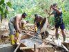 Satgas TMMD Kodim 0107/Aceh Selatan Mulai Cor Box Culvert Titik 3.