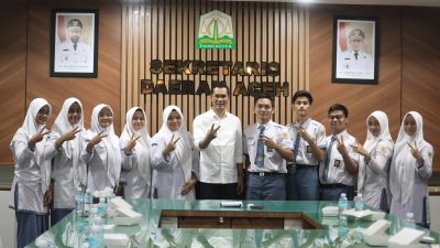 Masuk Grand Final LCC Empat Pilar MPR-RI, Sekda Nasir: Siswa SMA 2 Banda Aceh Wajib Masuk Karantina. 