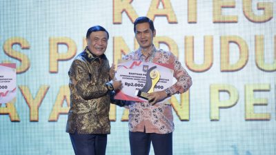 Pemerintah Aceh Raih Apresiasi Kategori Akses Penduduk ke Layanan Pendidikan.