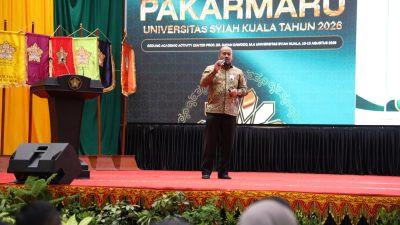 Dirut Bank Aceh Bekali Ribuan Mahasiswa Baru USK Melek Finansial, Waspadai Judol dan Pinjol. 