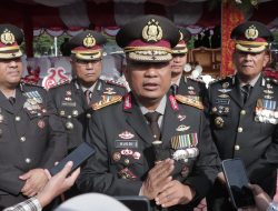 Kapolda Aceh Hadiri Upacara HUT ke-81 Kemerdekaan RI di Blang Padang. 