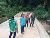 Kodim 0101 Bersama Ketua DPRK Tinjau Sumber Mata Air Pucok Krueng Lhoknga. 