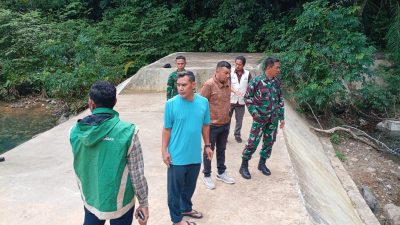 Kodim 0101 Bersama Ketua DPRK Tinjau Sumber Mata Air Pucok Krueng Lhoknga. 
