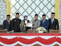 Wali Kota Serahkan Dokumen RKUA PPAS Perubahan 2026 ke DPRK. 