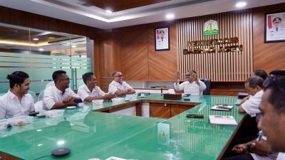 Plt Sekda Aceh Terima Audiensi Forum Pimred Multimedia Indonesia-Aceh. 
