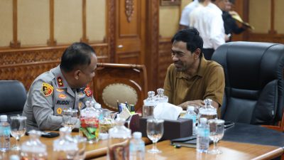 Gubernur Mualem Bersama Kapolda dan Ketua DPRA Bahas Mitigasi Bencana. 