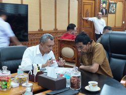 Gubernur Intruksikan Distanbun Pacu Penanganan Petani Terdampak Bencana. 