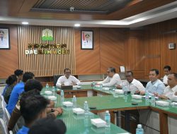 Plt Sekda Aceh Paparkan Progress Penanganan Pasca Bencana Pada Mahasiswa UIN Ar-Raniry. 