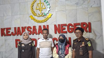 Kejari Banda Aceh Tahan Oknum Seorang Dosen Korupsi Beasiswa Pemerintah Aceh.