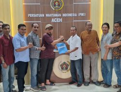 Sayuti Achmad Ambil Formulir Sebagai Balon Ketua PWI Aceh 2026-2031.