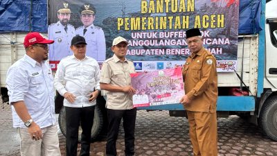 Wagub Aceh Serahkan Bantuan Buffer Stock Penanggulangan Bencana Untuk Bener Meriah dan Aceh Tengah. 