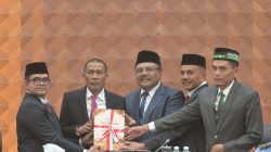 Pj Sekda Aceh Sampaikan Nota Keuangan dan Rancangan APBA 2027.